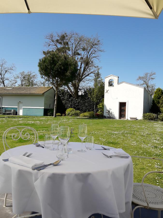 Domaine De Larchey Hotel Saint-Médard-dʼEyrans